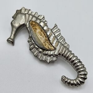 VINTAGE Silver Tone Seahorse Inlay Fin Brooch Pin Ocean Beach